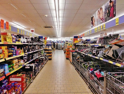 GROCERY STORE WITH LCBO, BEER STORE & 3 APARTMENTS FOR SALE