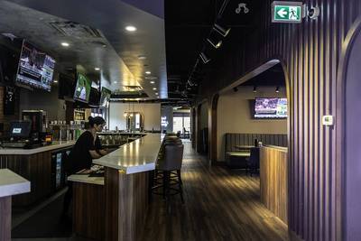 THE WAVE BAR Mississauga by Square One, Under Contract