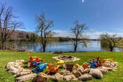 LAKE WATERFRONT WITH MANSION AND 2ND HOUSE & BARN FOR SALE
