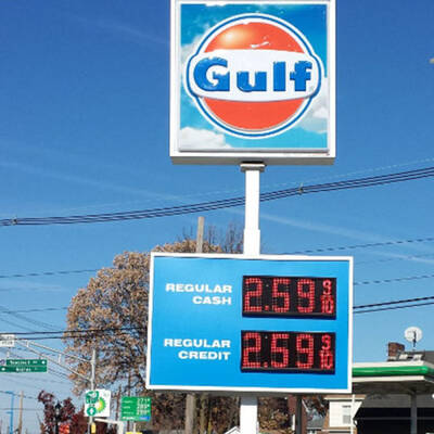 Gulf Gas Station for Sale in Woodstock