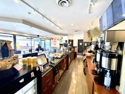 Famous Franchise Coffee Shop for Sale In Downtown Richmond (60-8100 Ackroyd Road)