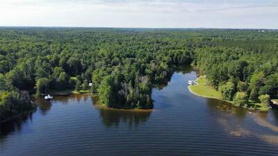 Resort for Sale near Buckhorn Lake