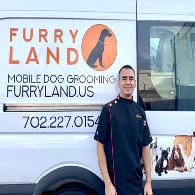 Furry Land Mobile Grooming - US based