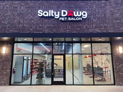 Salty Dawg Pet Salon Franchise Opportunity - USA