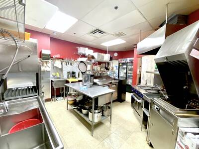 Busy Japanese Restaurant for Sale Close to Richmond Auto Mall (1118-13351 Commerce Parkway)