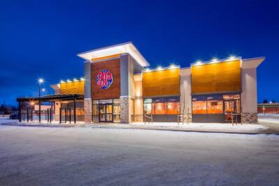 Boston Pizza for Sale 1 Hour West of Toronto