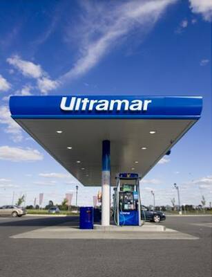 Ultramar + Carwash HWY 8/21 from 2:15 Hrs from GTA