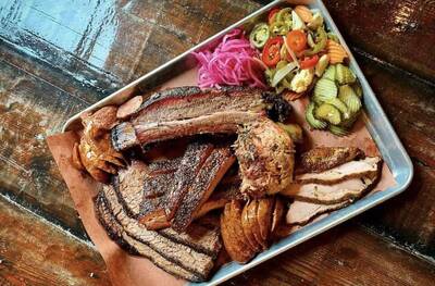 Profitable BBQ Restaurant For Sale, DT Houston TX