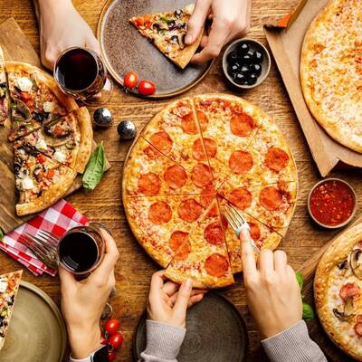 Profitable PIzza Shop for Sale in Texas Mall Location