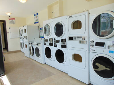 Main Street Laundry Mat Business For Sale