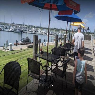 Waterfront Restaurant Bar Entertainment Venue for Sale in Harris County, TX