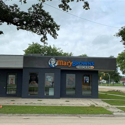 Spacious Mary Brown Franchise For Sale, Portage La Prairie MB