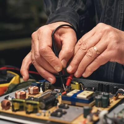 Novel Electronics Repair Company for Sale in Queens County, NY
