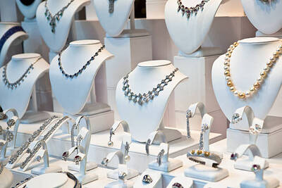 Established Franchise Jewelry Store For Sale, Los Angeles County CA