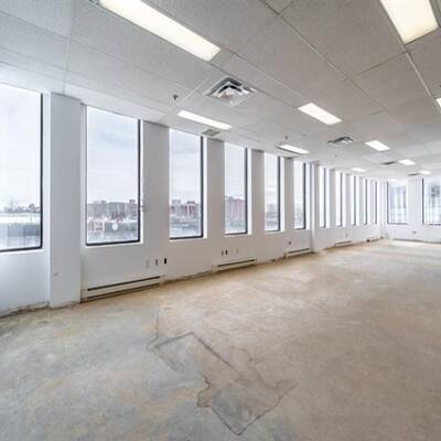 Office Units for Lease in Laval, Quebec