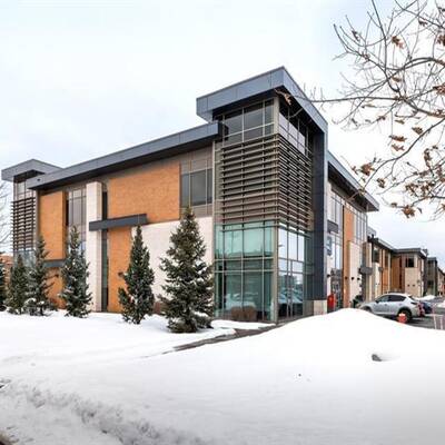 Office Building for Lease in Boucherville, Quebec