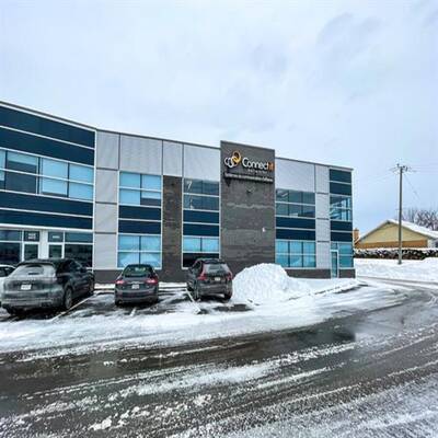 Office Space for Lease in Laval, Quebec