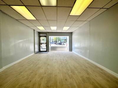 Prime Kingsway Street-Level Retail Space for Lease! （4619 KINGSWAY)