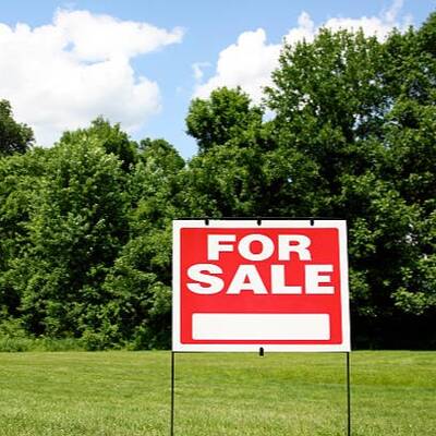 Development Land with Barn & Workshop For Sale in Niagara Falls, ON