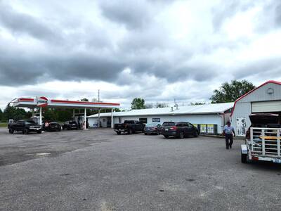 High Volume Gas Station+LCBO+Variety