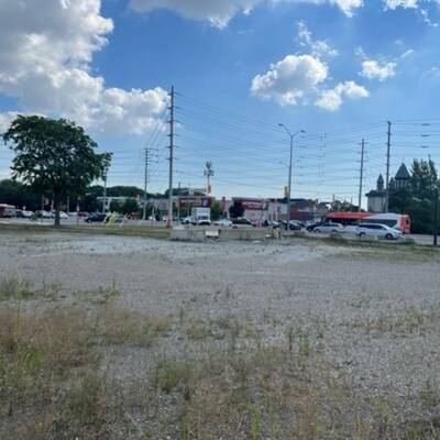 Busy Corner Lot Land For Sale in Mississauga, ON