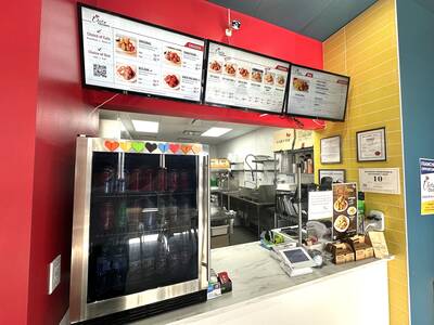 Franchise Korean Fried Chicken Business for sale (7531 Market Crossing, Burnaby V5J 0A3)