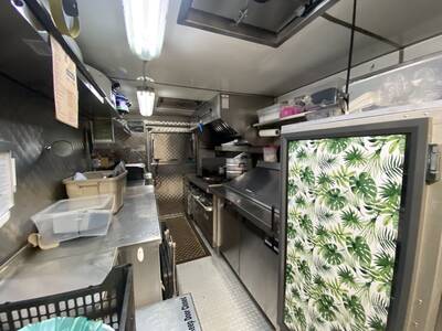 FOOD TRUCK BUSINESS FOR SALE(600 Block Seymour St)