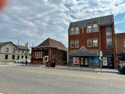 MULTI USE COMMERCIAL BUILDING FOR SALE IN STREETSVILLE