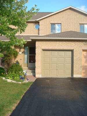 Off Market Residential Townhouse for Sale - Hamilton
