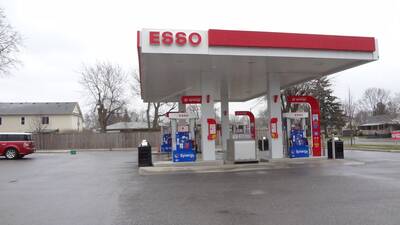 ESSO Gas Station w/ Ice Cream Shop