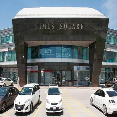 Office for Sale in Richmond Hill
