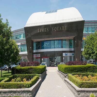 Office for Sale in Richmond Hill