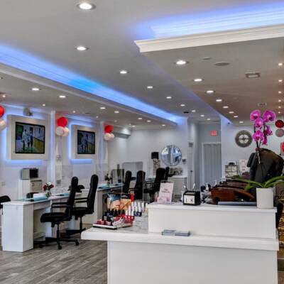 BEAUTY NAIL SALON FOR SALE IN AURORA