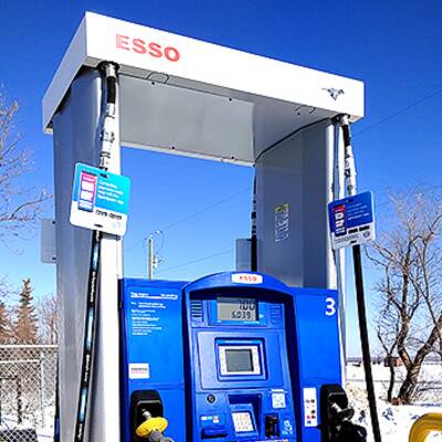 Branded Gas Station with Restaurant & Rental Apartment-50 Minutes from GTA