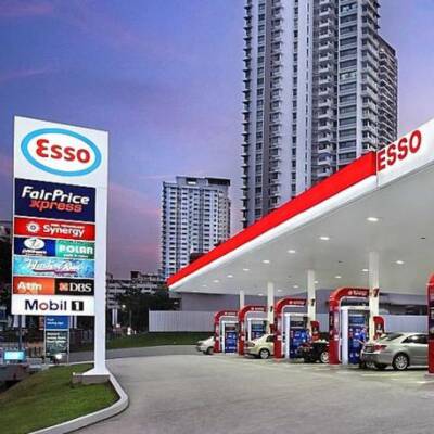 Esso Gas Station with Drive-Through Country Style