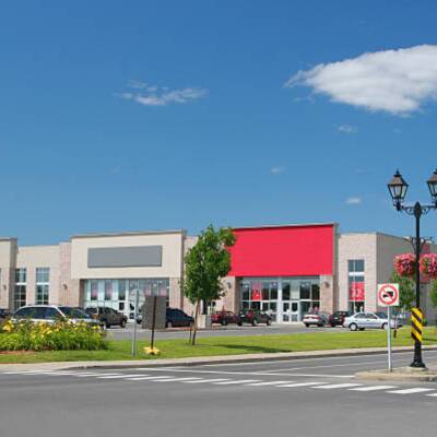 RETAIL PLAZA FOR SALE WITH NATIONAL TENANTS