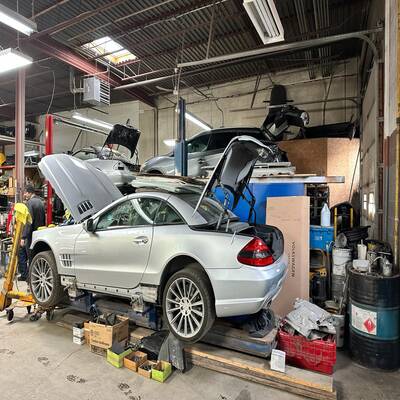 Brampton - Established Automotive Business for Sale (Car Repair & Bodywork)