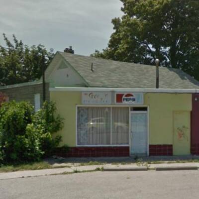 Commercial Property with Apartment in Sarnia