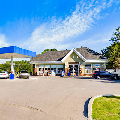 9 CONVENIENCE STORES WITH GAS IN BRITISH COLUMBIA - sold individually