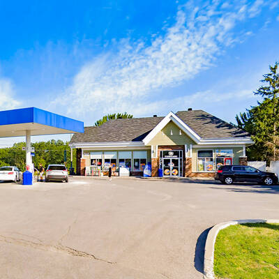 CONVENIENCE STORE WITH GAS IN MANITOBA