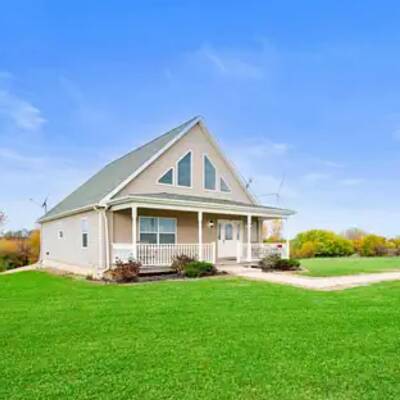 House With 5 Acres Land For Sale In Caledon