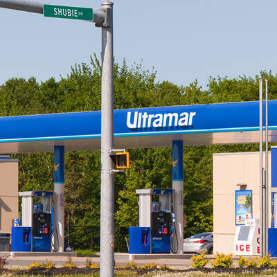 Ultramar Gas Station with Coin Car Wash for Sale in Toronto